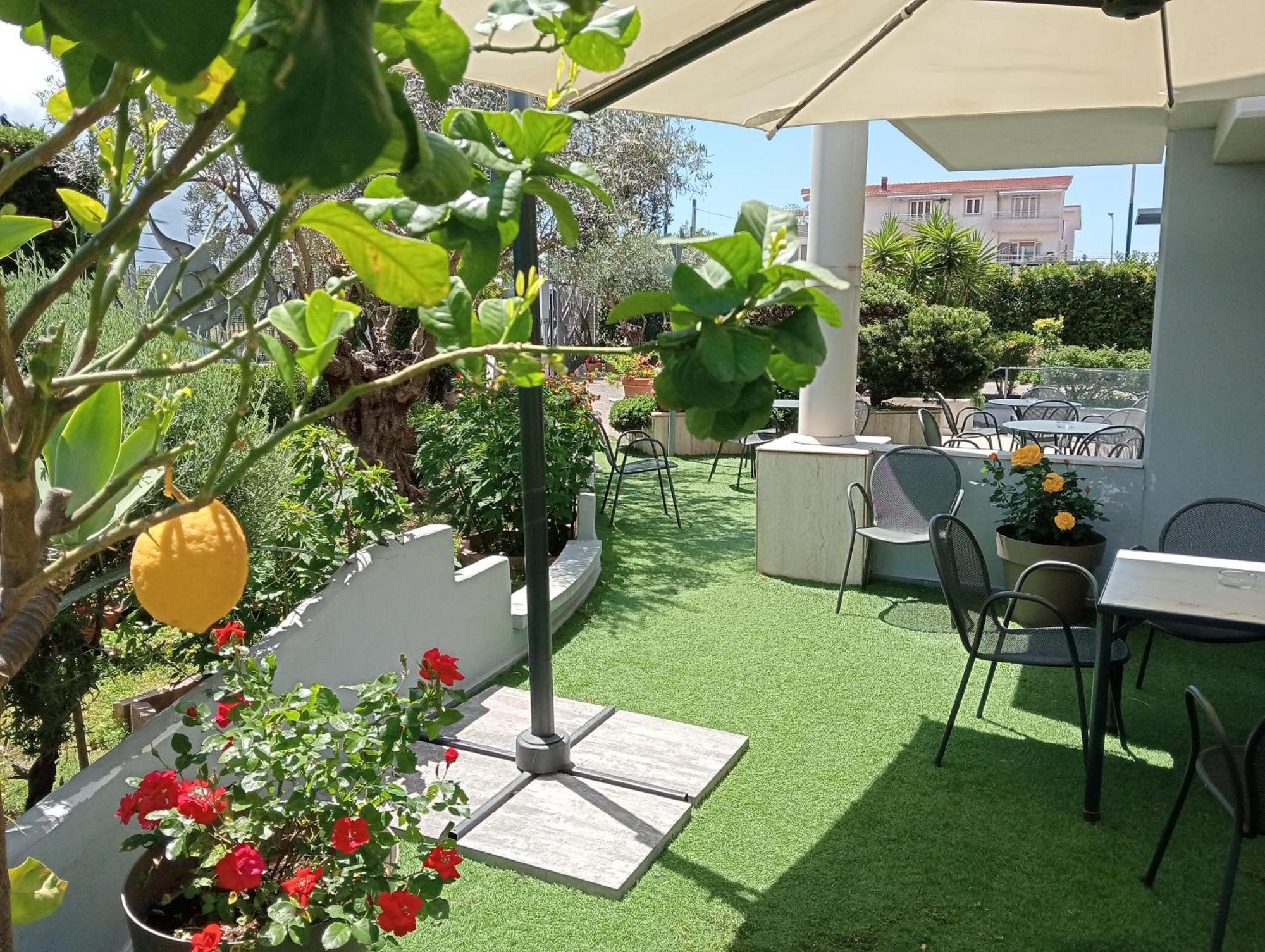 Hotel Maiuri 4*