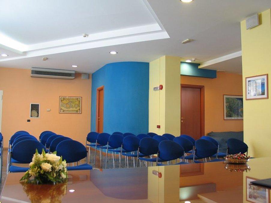 Hotel Maiuri 4*